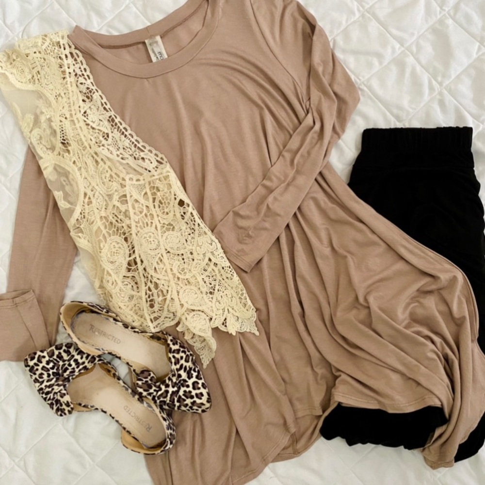 Latte Sharkbite Hem Tunic